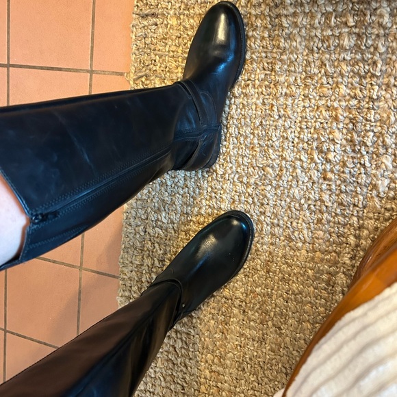Clarks Black leather riding boots - Picture 2 of 10